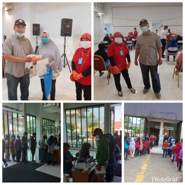 PEMBAGIAN KARTU KELUARGA SEJAHTERA