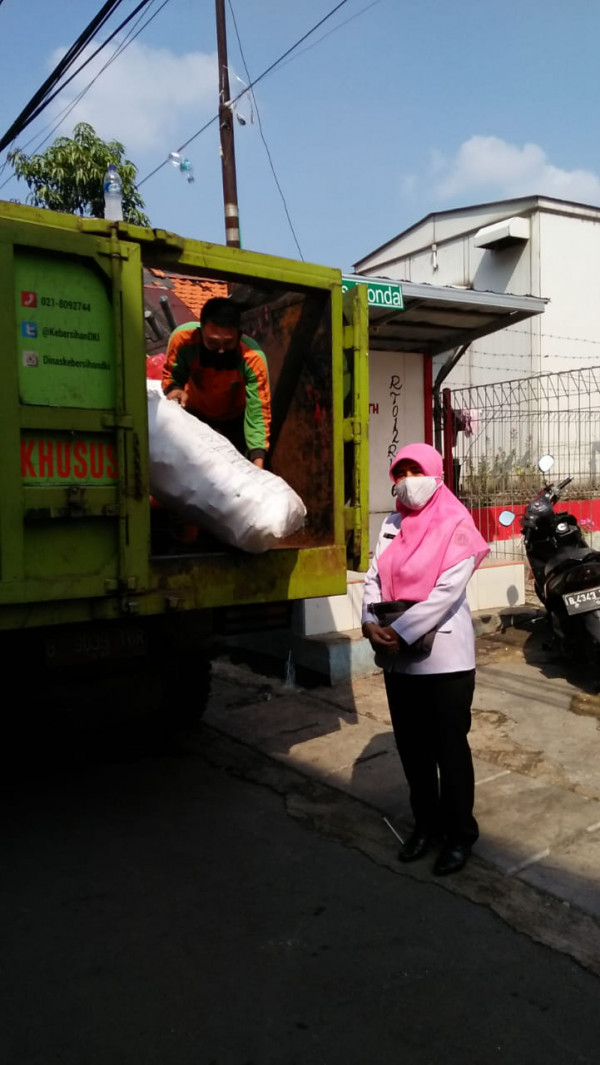 Bank Sampah RW 04