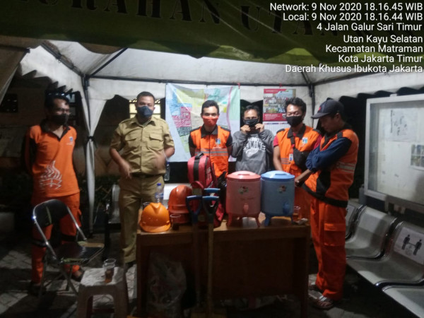 Monitoring Posko Bencana oleh Camat Matraman di Kelurahan Utan Kayu Selatan 