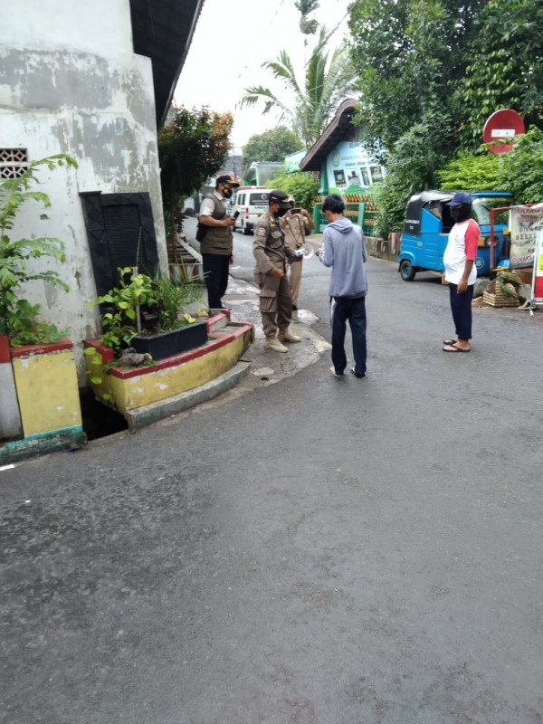 Tertib masker di Rw 05 