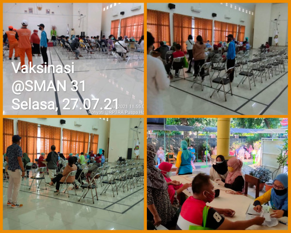 Pengelola RPTRA Utakase Berseri dan Puspa Hati  Membantu  Vaksinasi  Covid 19 Di SMA N 31