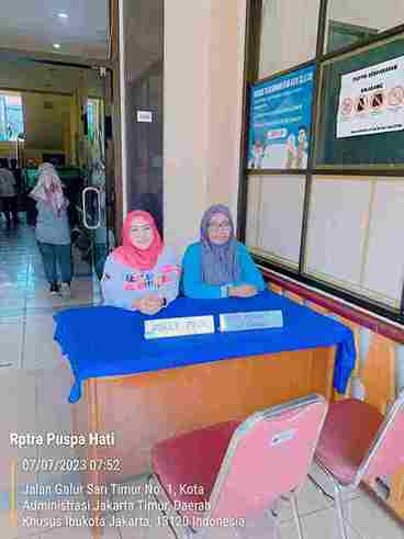 Kegiatan Piket Pengaduan Masyarakat Kelurahan Utan Kayu Selatan