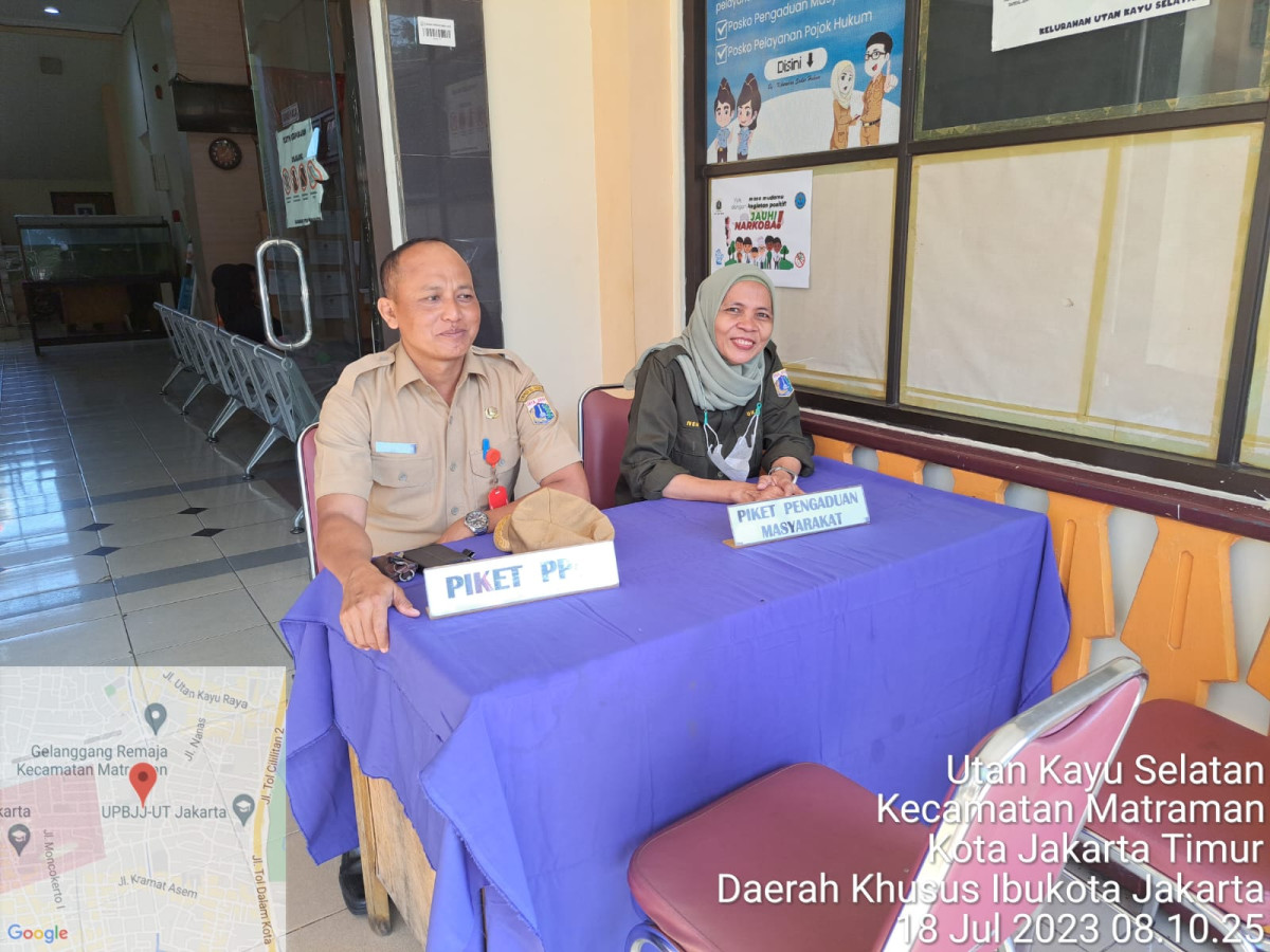 Kegiatan Piket Pos Pengaduan Masyarakat