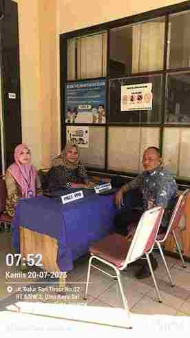 Piket Pengaduan Masyarakat Kelurahan Utan Kayu Selatan