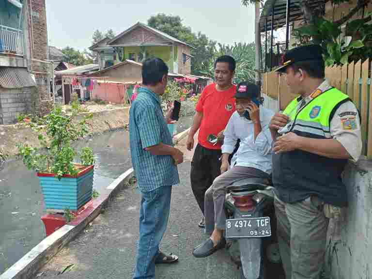 Koordinasi Saluran Air rt 014 rw 08