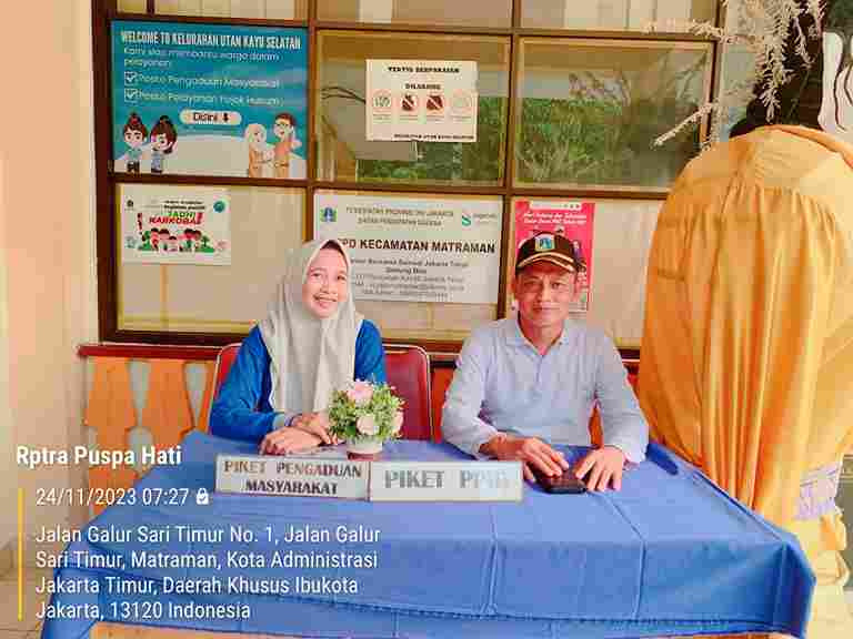 Piket Pos Pengaduan Masyarakat Pengelola RPTRA dan ASN  Kelurahan Utan  Kayu Selatan