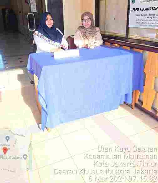 Pengelola RPTRA dan Staf Kelurahan Piket Pos Pengaduan Masyarakat