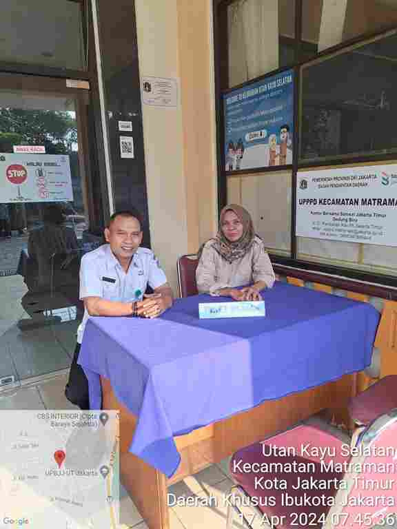 Piket Pos Pengaduan Masyarakat Pengelola RPTRA dan ASN Kelurahana Utan Kayu Selatan