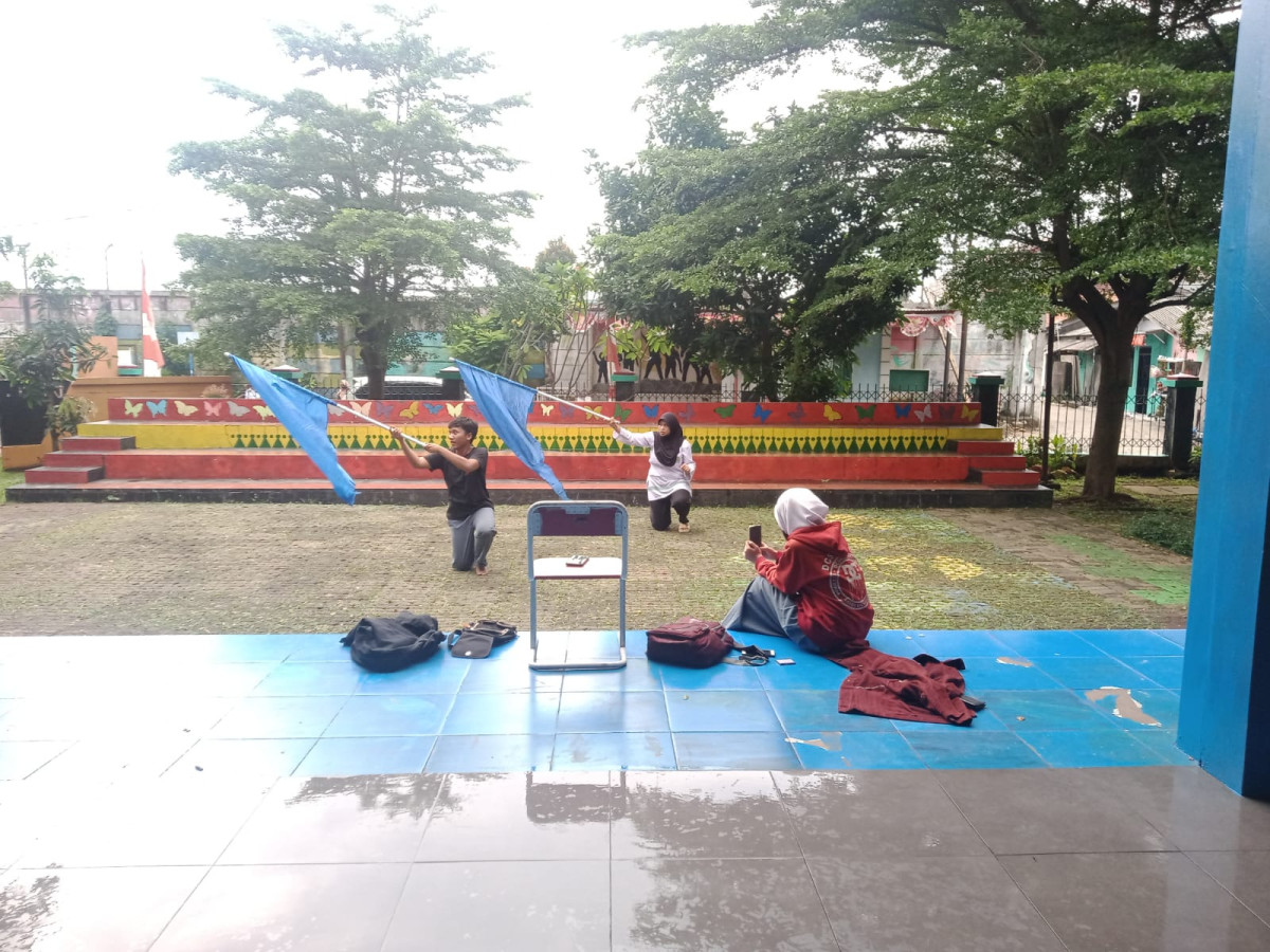 LATIHAN PENTAS SENI MAN 14