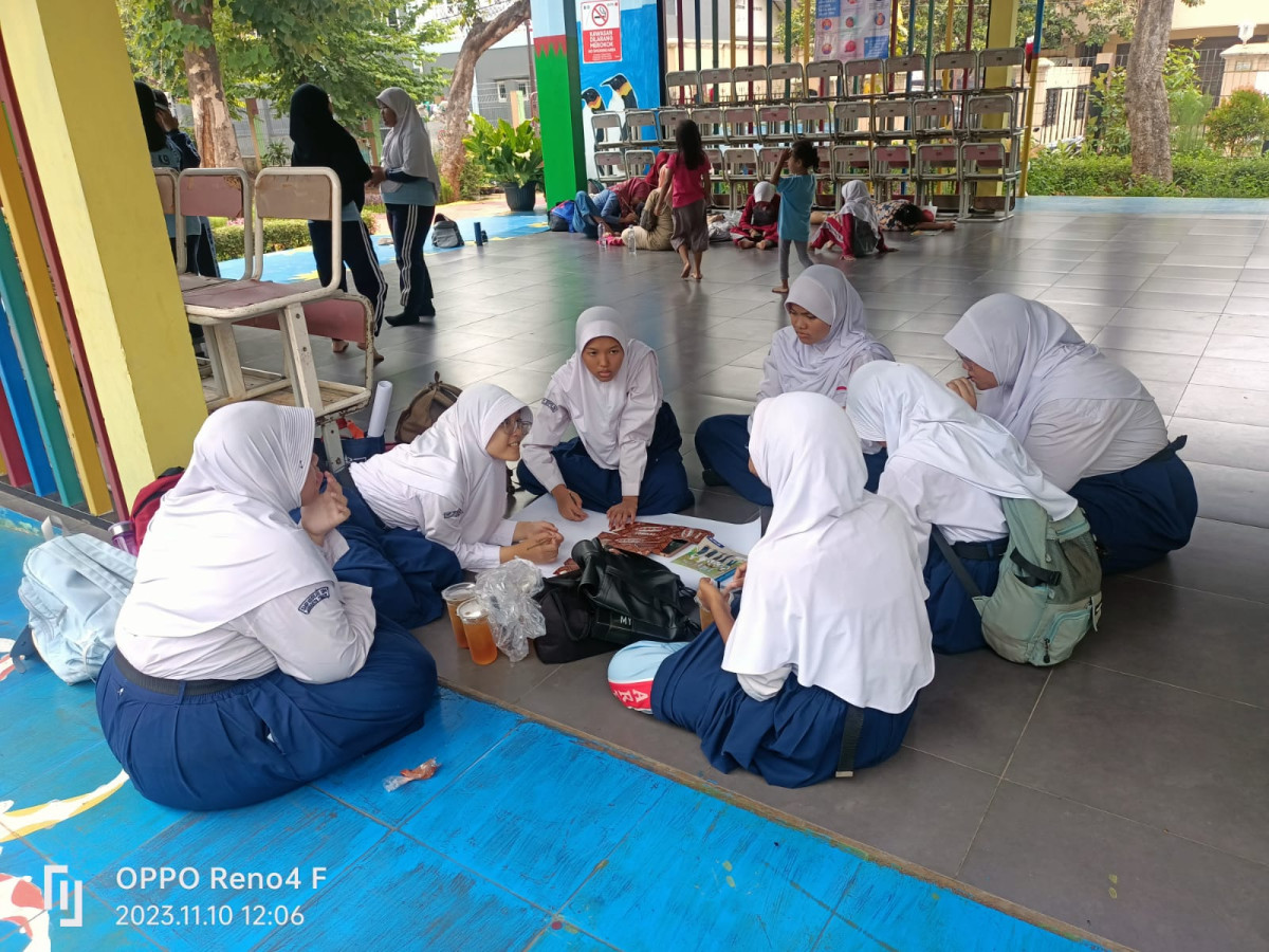 BELAJAR KELOMPOK SMP 184