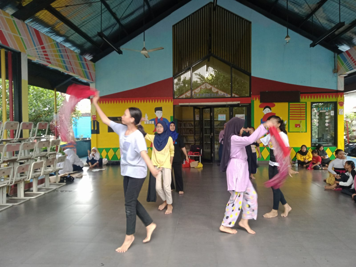 LATIHAN MENARI SANGGAR DAYA PRESTA