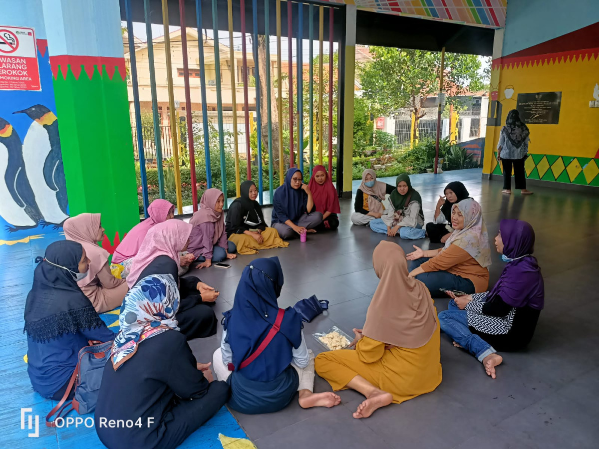 RAPAT WALI MURID PAUD DAHLIA