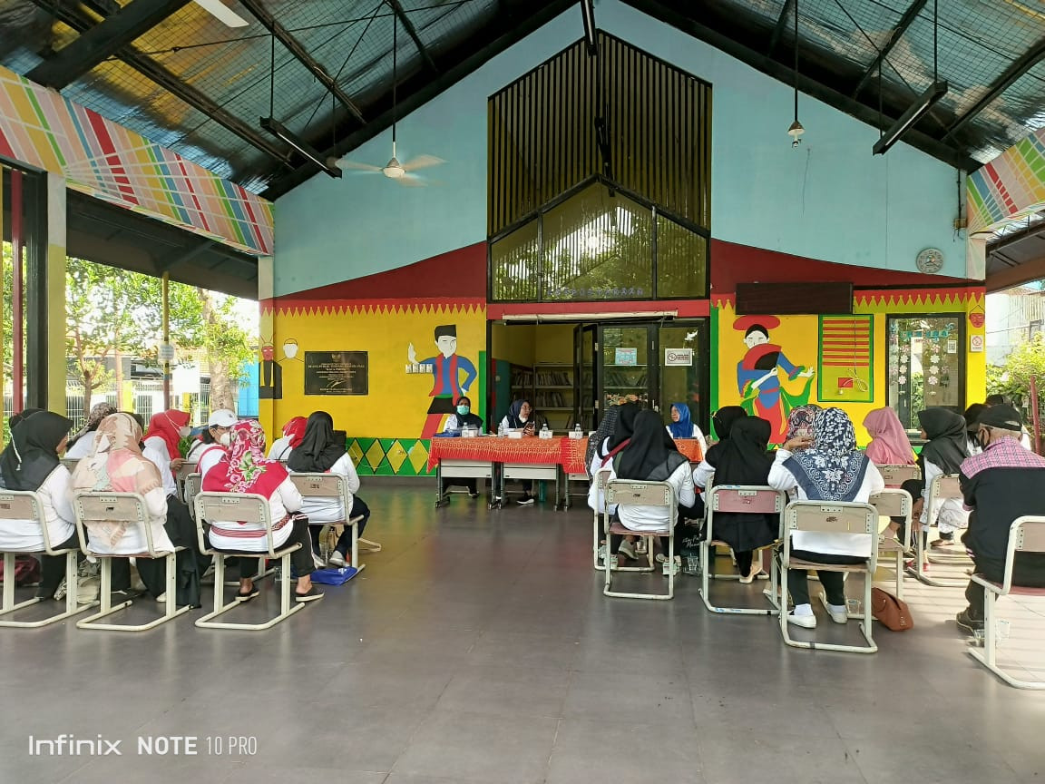 PENYULUHAN KESEHATAN UNTUK LANSIA