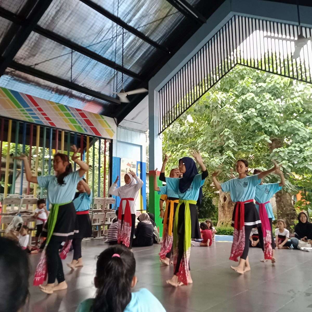 LATIHAN TARI SANGGAR DAYA PRESTA