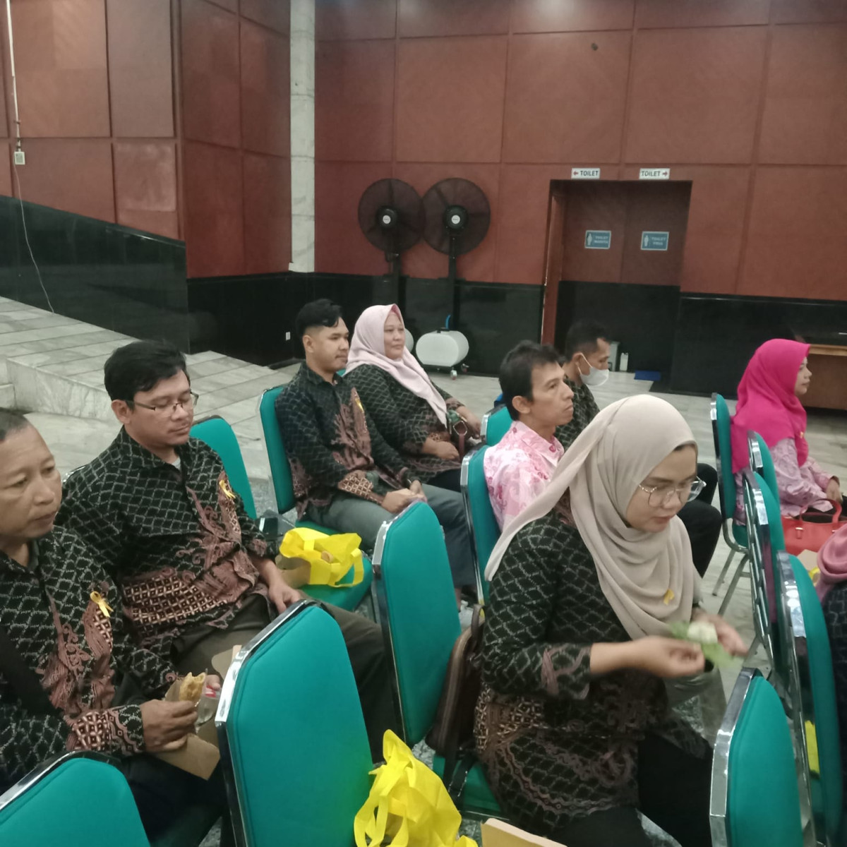 SOSIALISASI WASPADA DAN KENAL KANKER PADA ANAK SEUSIA DINI