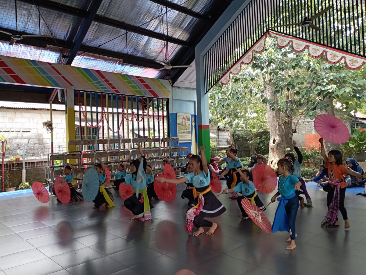 LATIHAN MENARI SANGGAR DAYA PRESTA