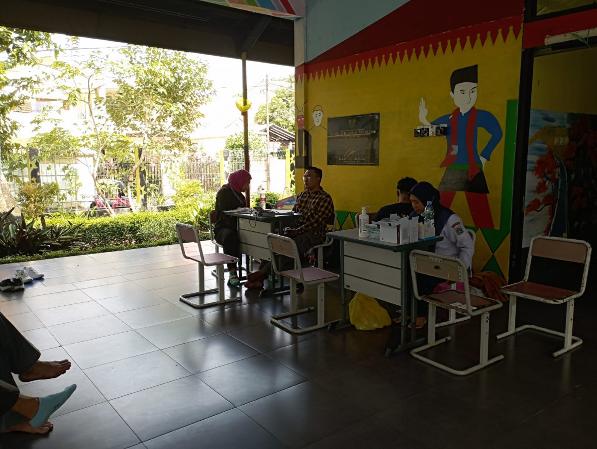 SCREENING KESEHATAN DAN HIV