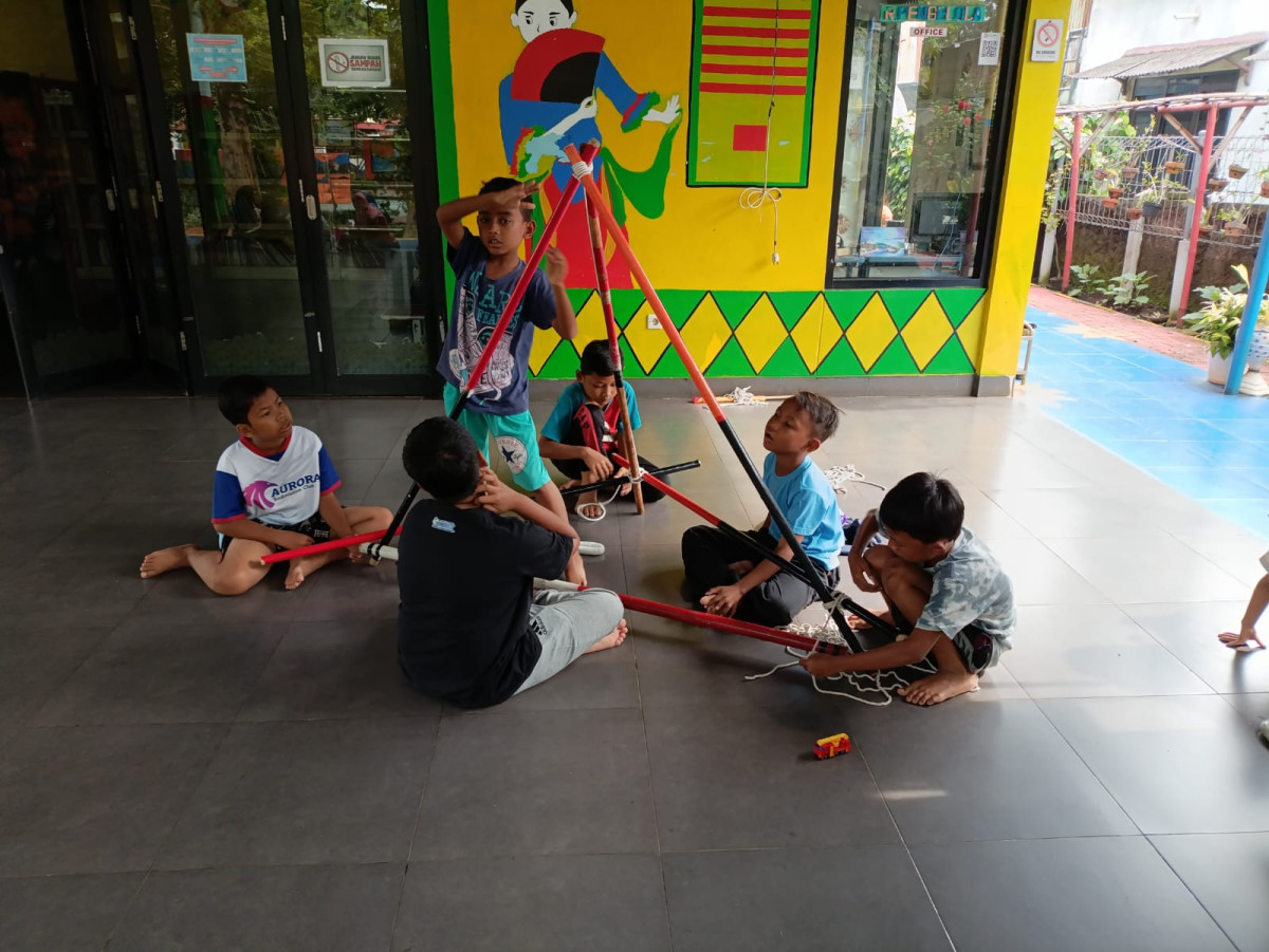 LATIHAN PRAMUKA SD 09