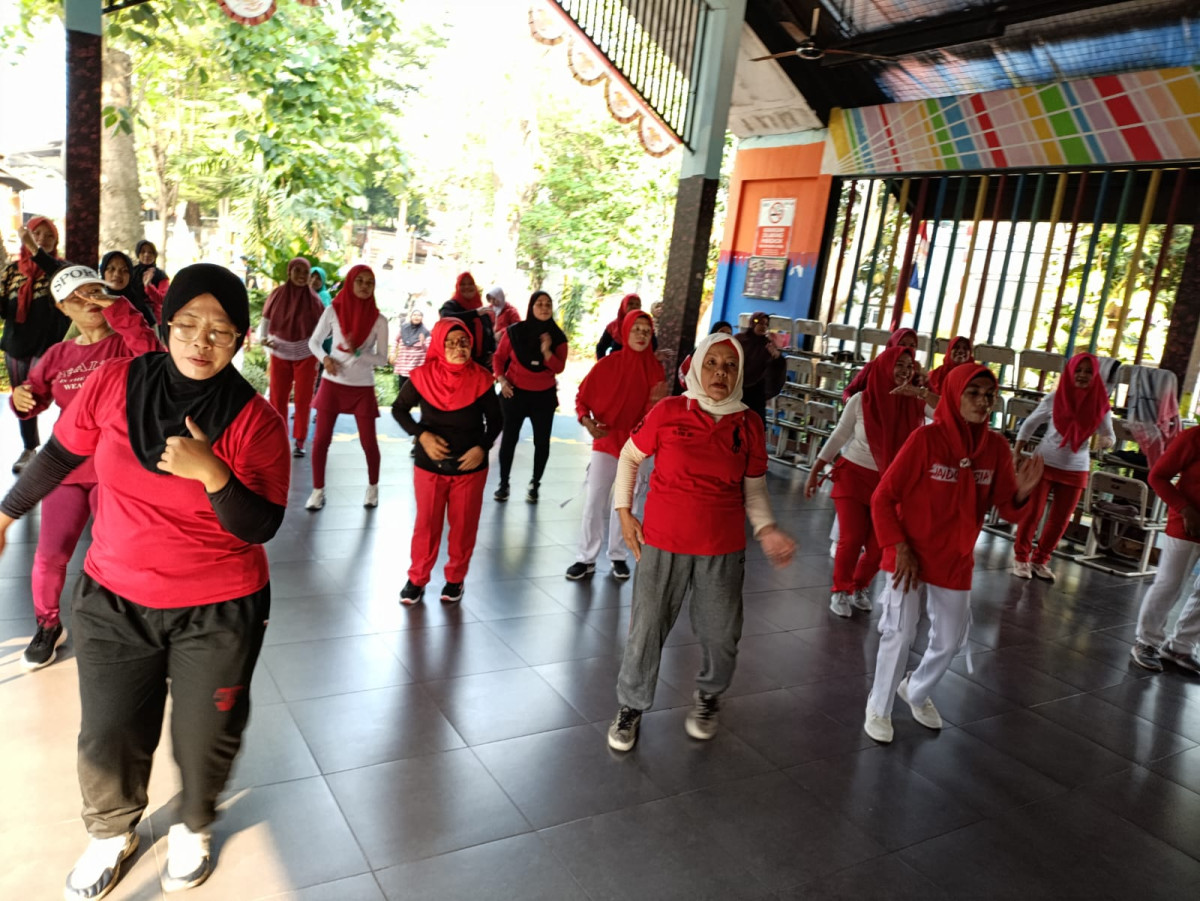 SENAM SUDIN PORA DAN BELAJAR KELOMPOK SMP 184