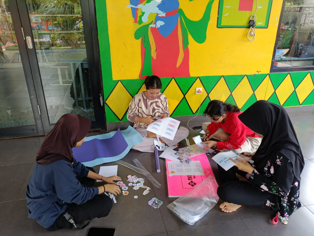 BELAJAR KELOMPOK SMP 184