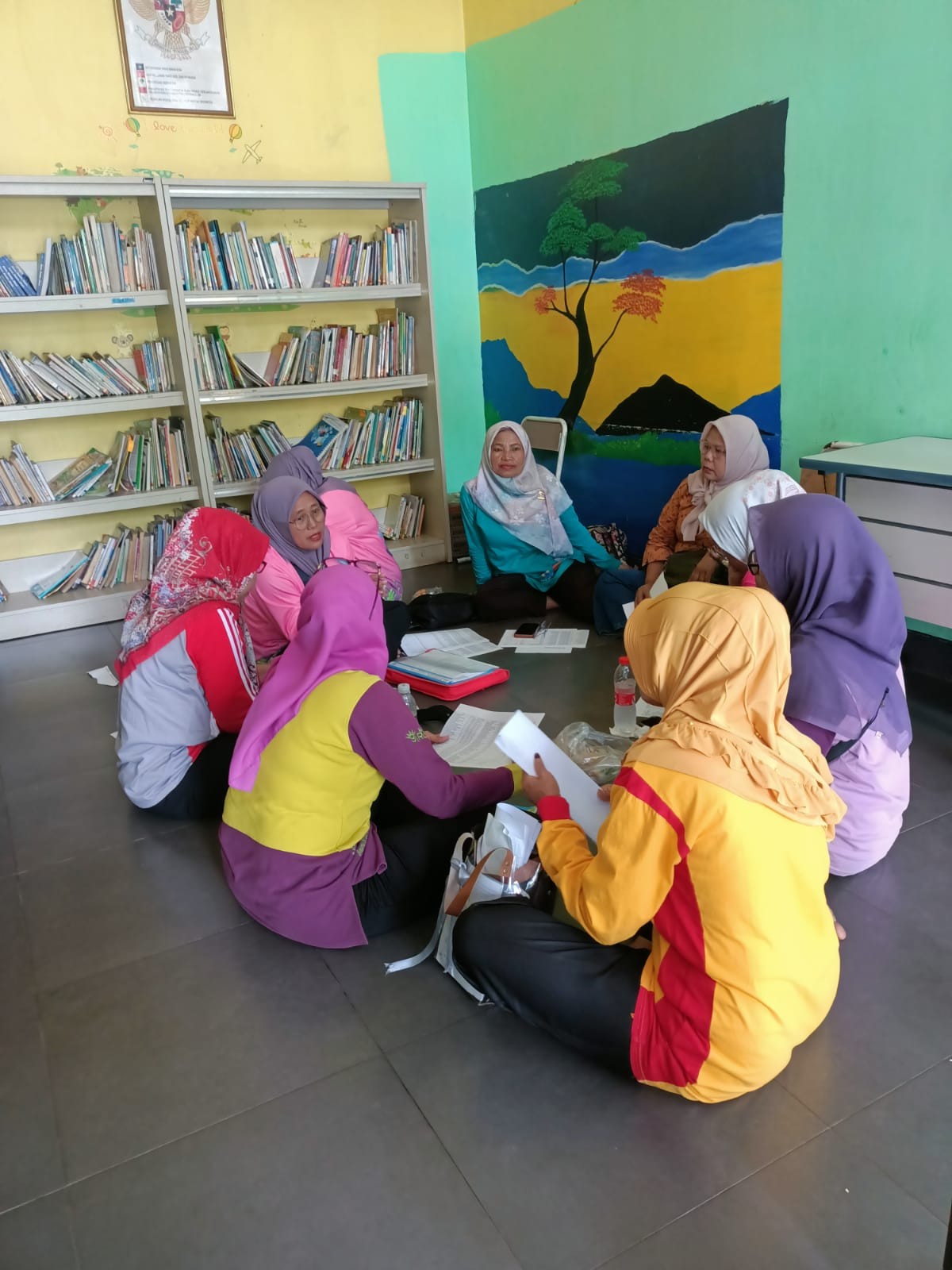 RAPAT SEKWE KELURAHAN PEKAYON