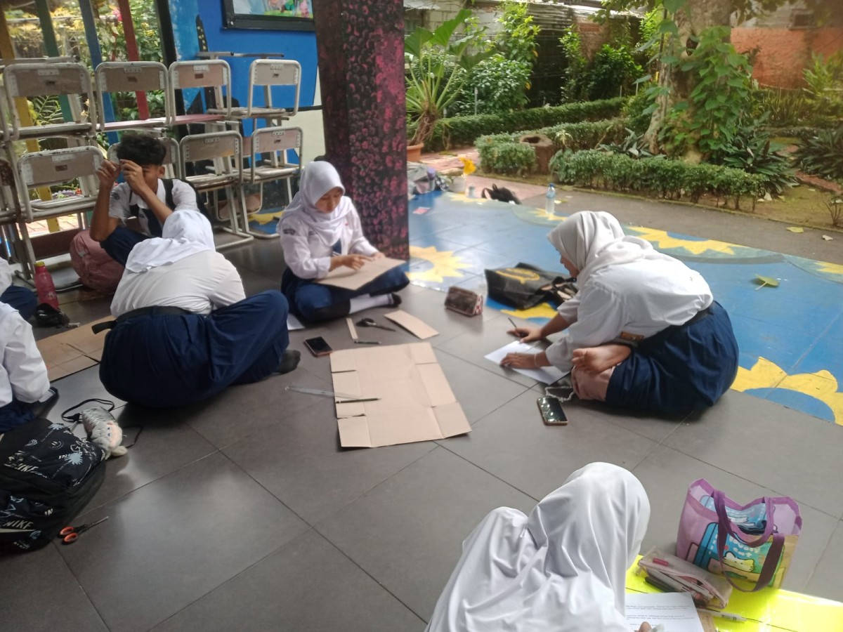 BELAJAR KELOMPOK DAN LATIHAN SEMAPUR DAN UPRAK