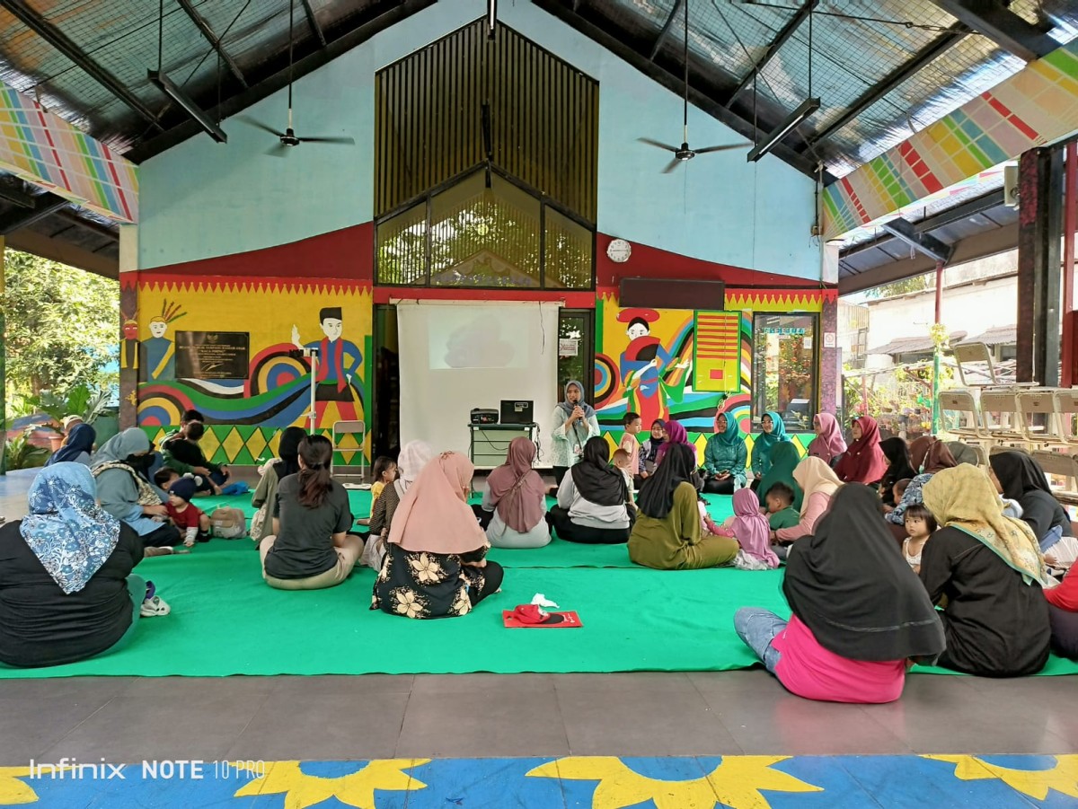 PEMBERIAN PMT LOKAL PUSTU PEKAYON