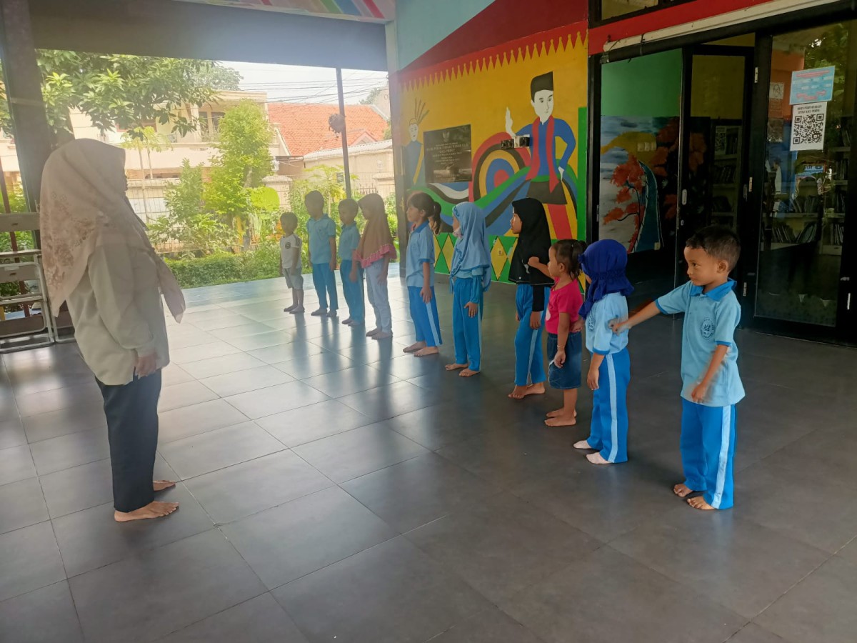 OUTING CLASS PAUD DAHLIA