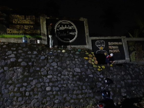Tembok edukasi