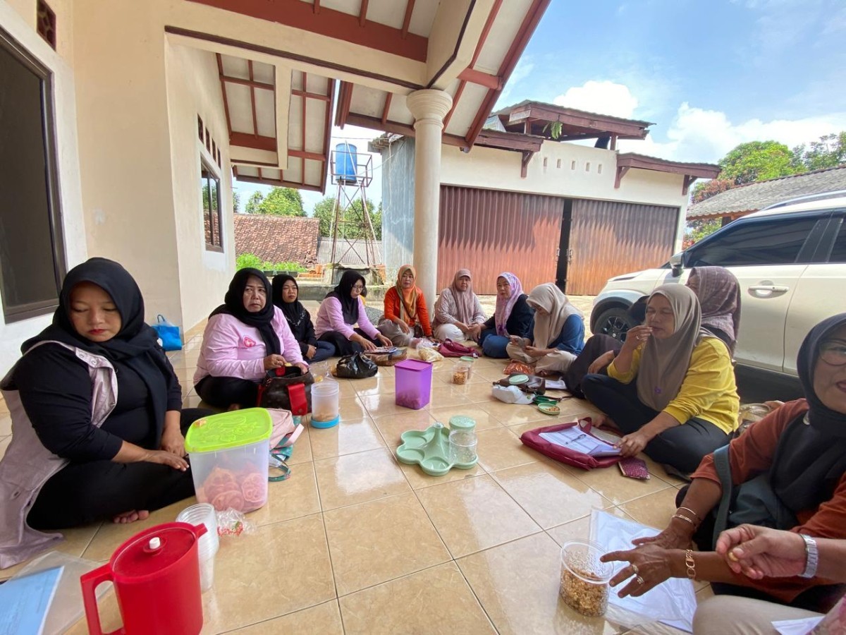 Mengikuti Pertemuan Tim Pendamping Keluarga (TPK) Desa