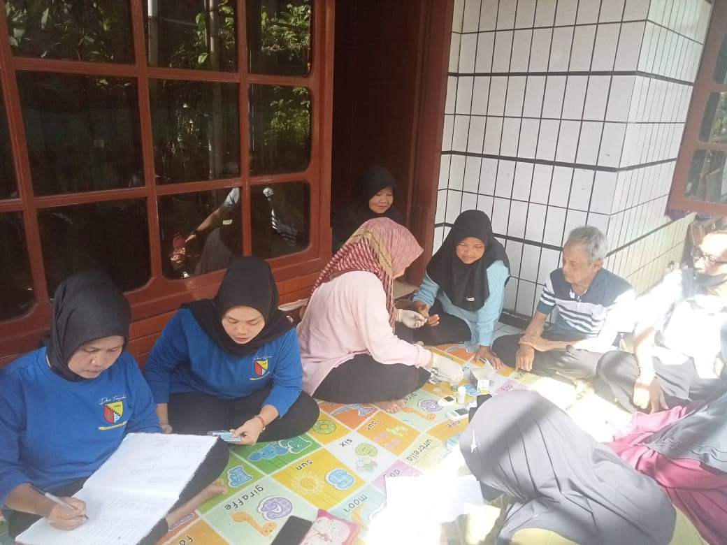 Pemeriksaan Penyakit tidak Menular Lansia