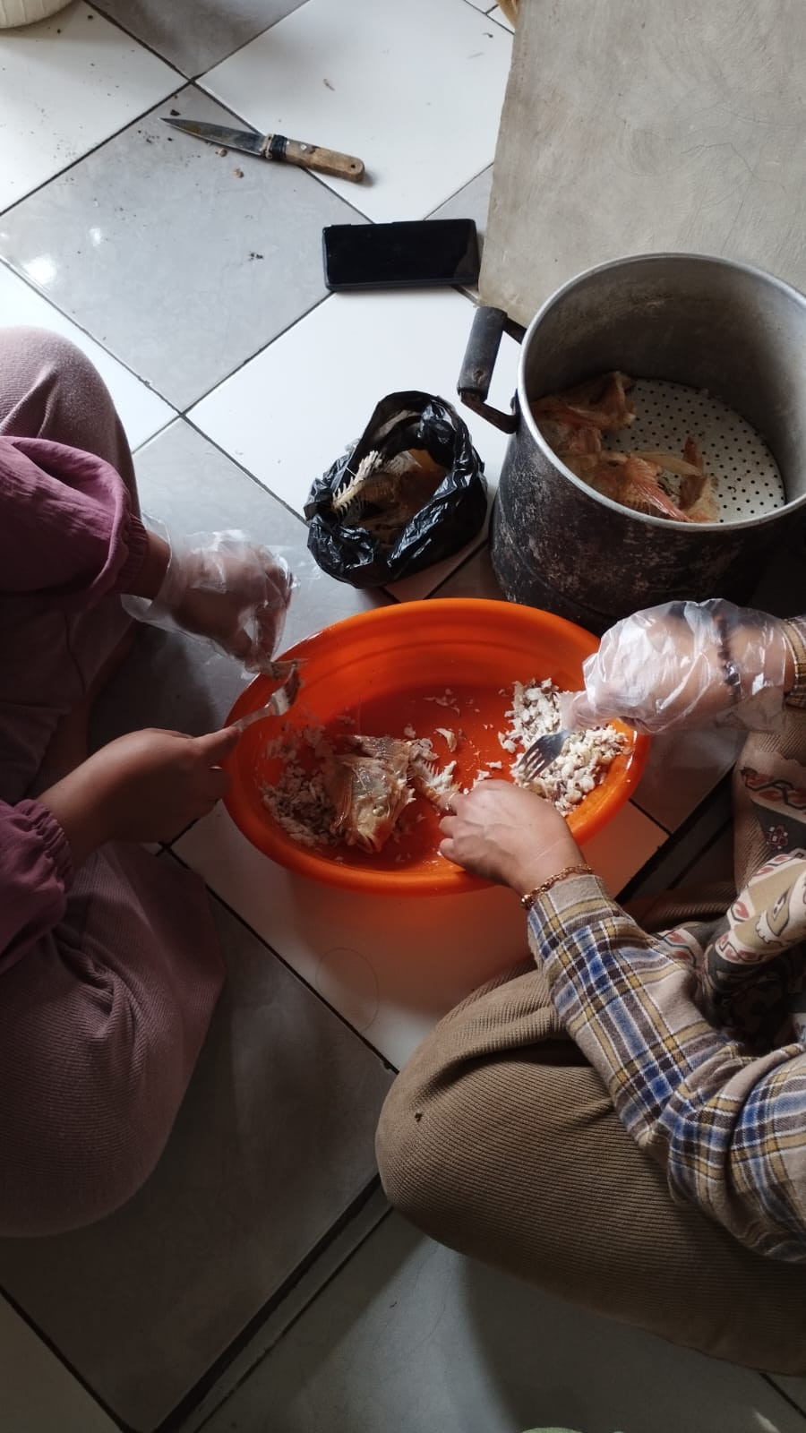 Produksi produk Kampung KB