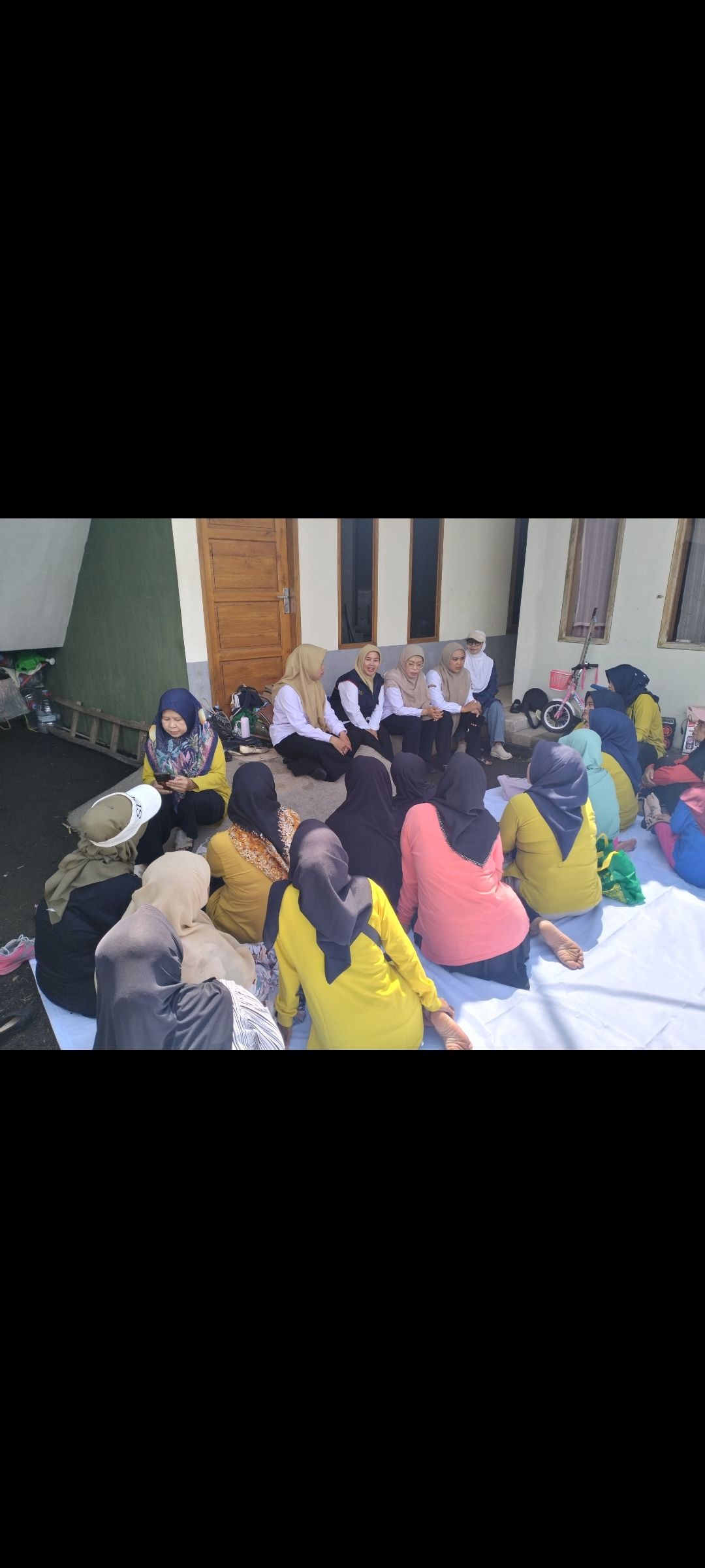 Melaksanakan Kegiatan KIE