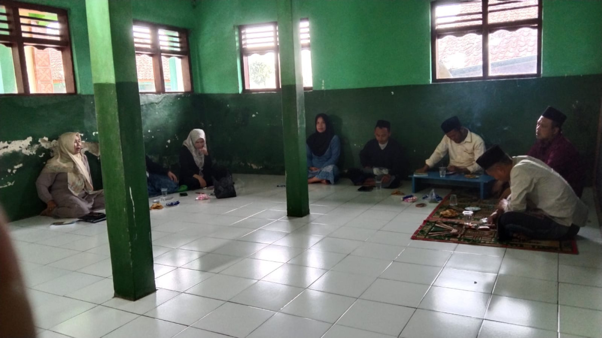 Kegiatan evaluasi dan perencaan kegiatan KB