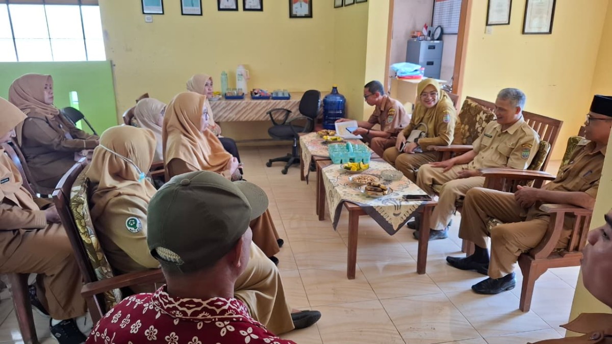 pertemuan kelompok BKR