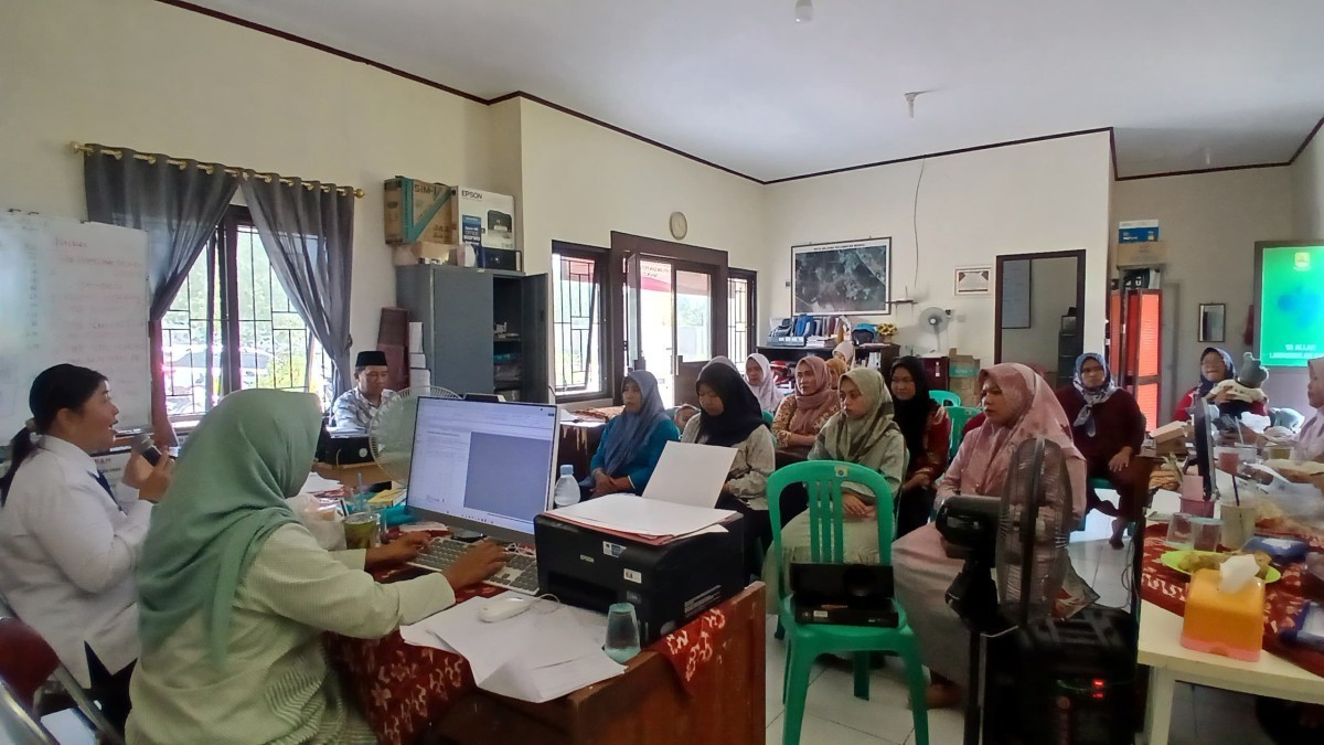 Pertemuan Poktan BKR di KAMPUNG KB BANDENG