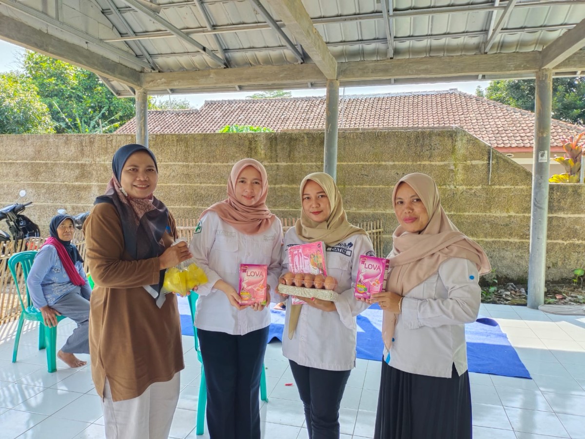 Pemberian PMT untuk Ibu Hami