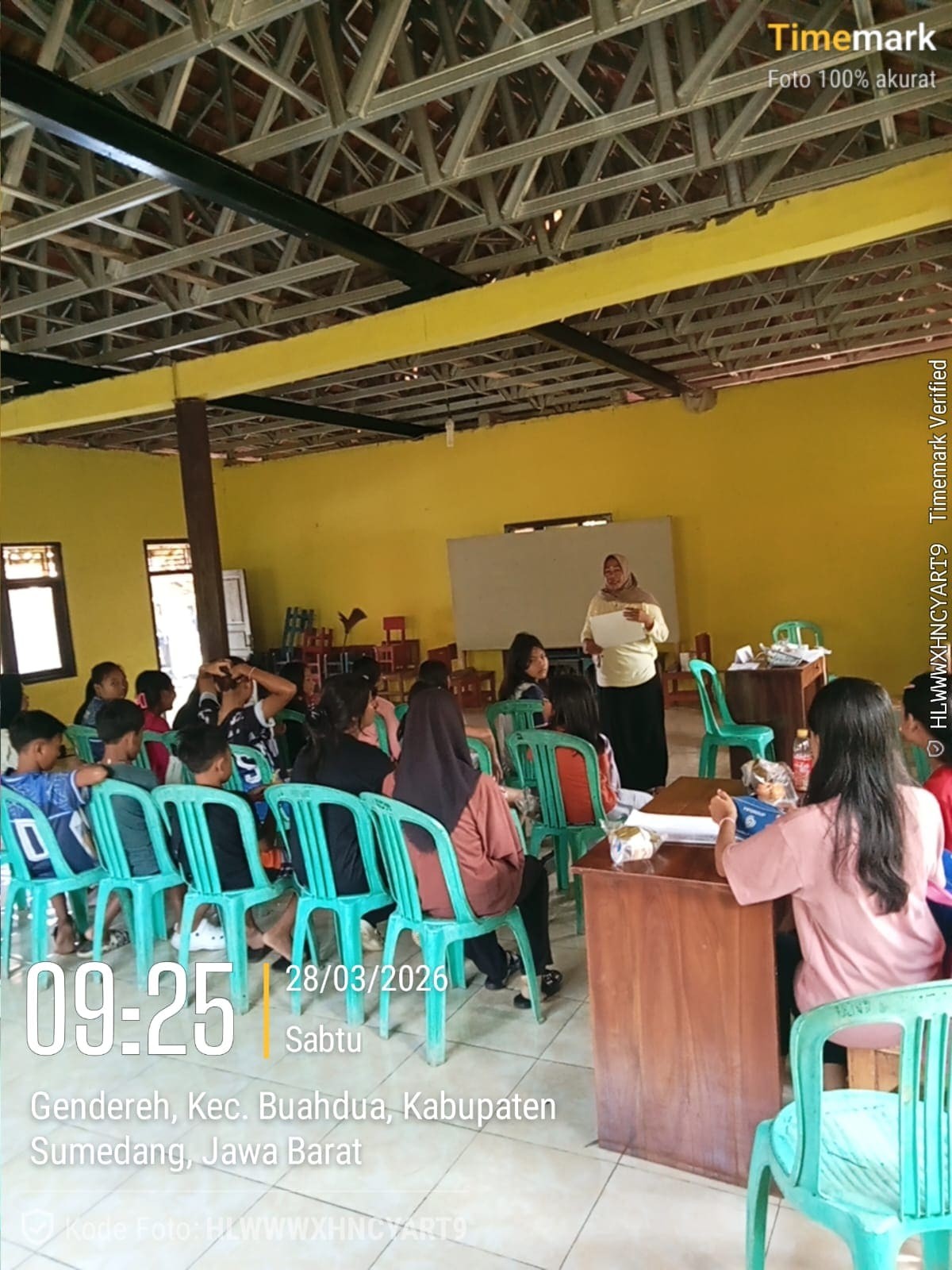 Edukasi kepada remaja mengenai Pubertas