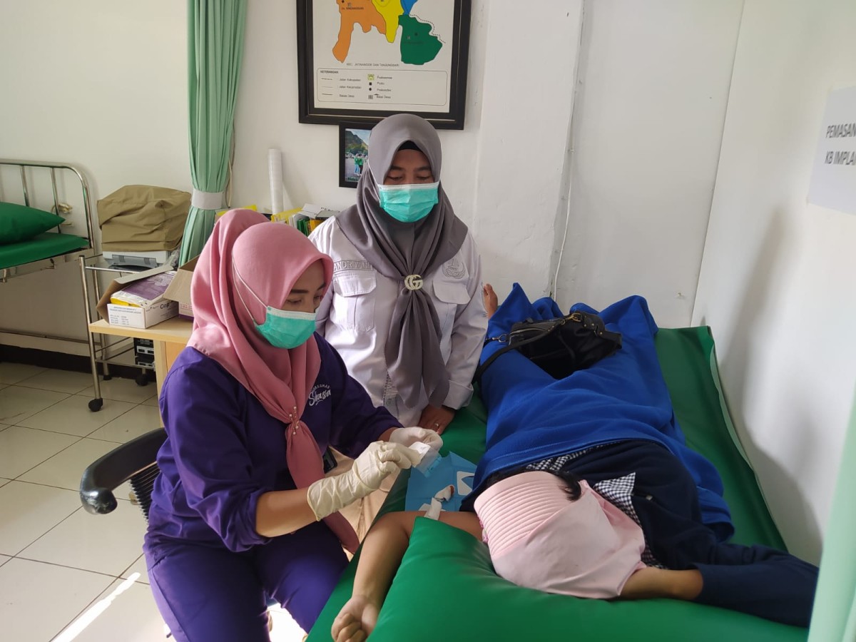 Pelayanan Keluarga Berencana (KB) dan Kespro