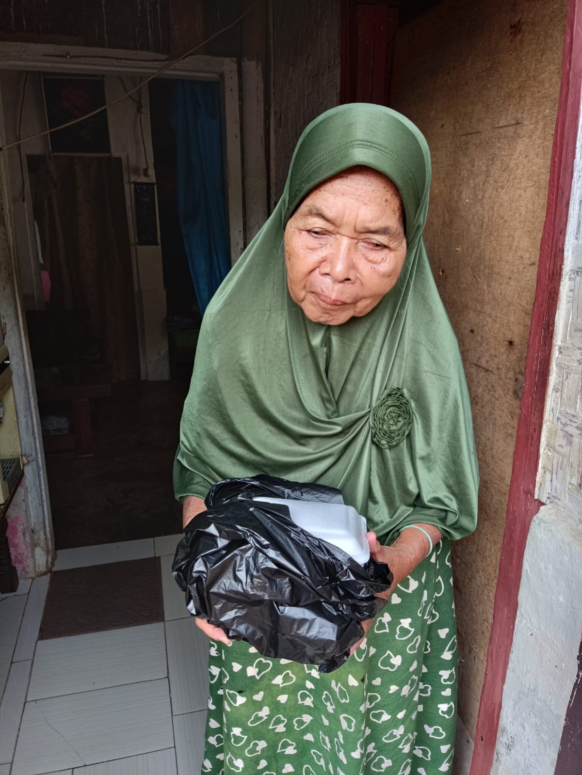 Pemberian Rantang Simpati