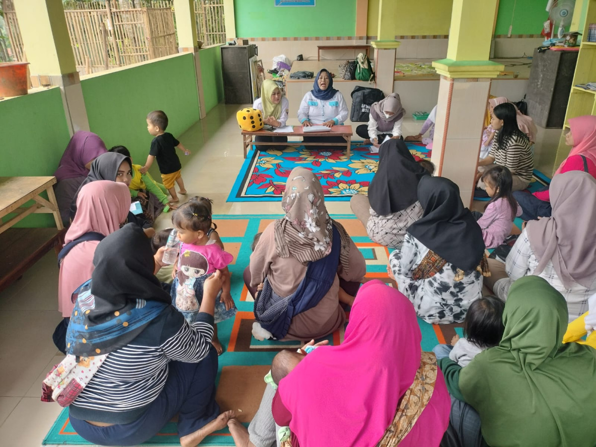 Pemberian materi Kelas AKJJ