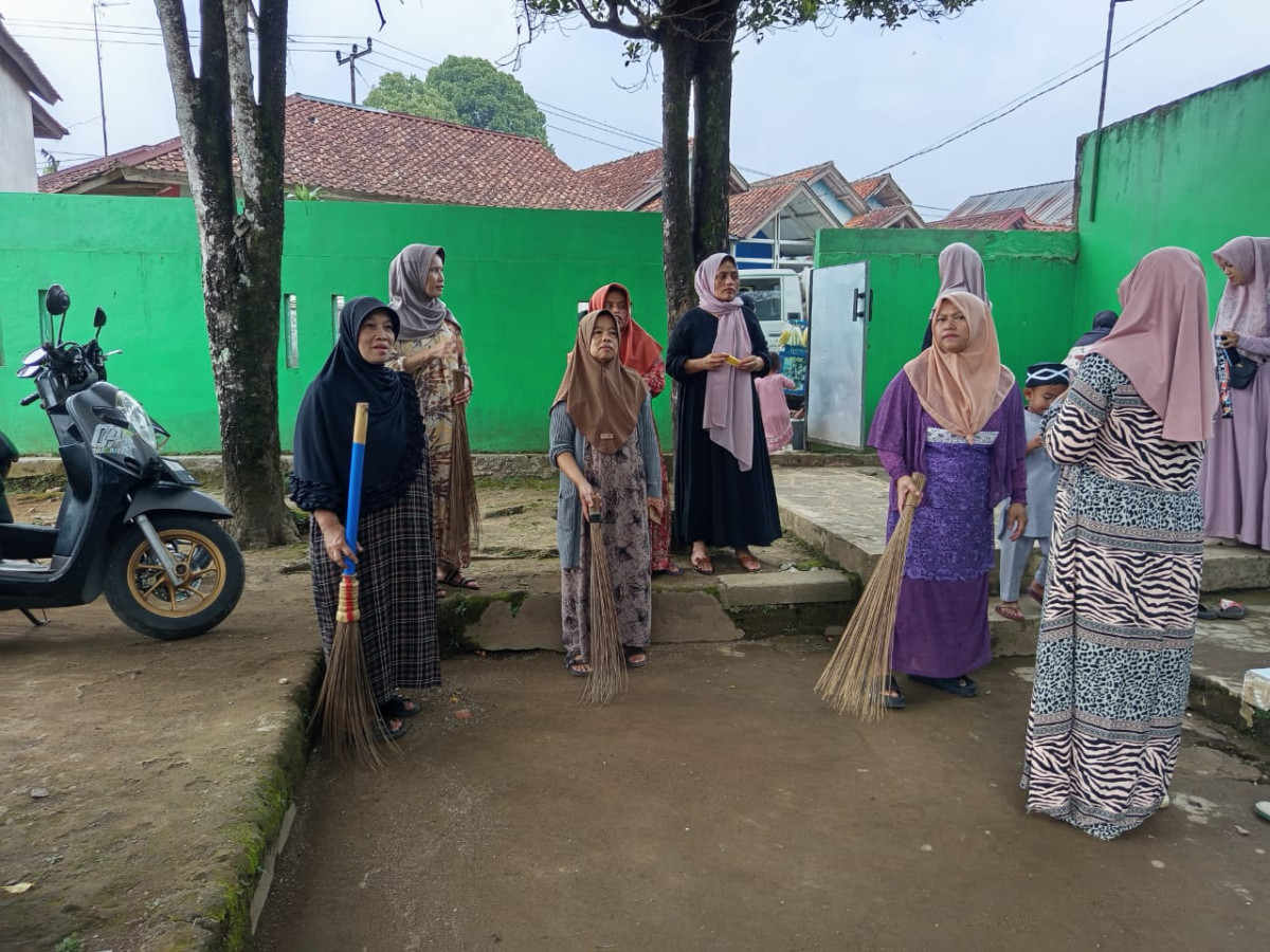 Ngosrek Ibu2 Paud Nurul Jadid