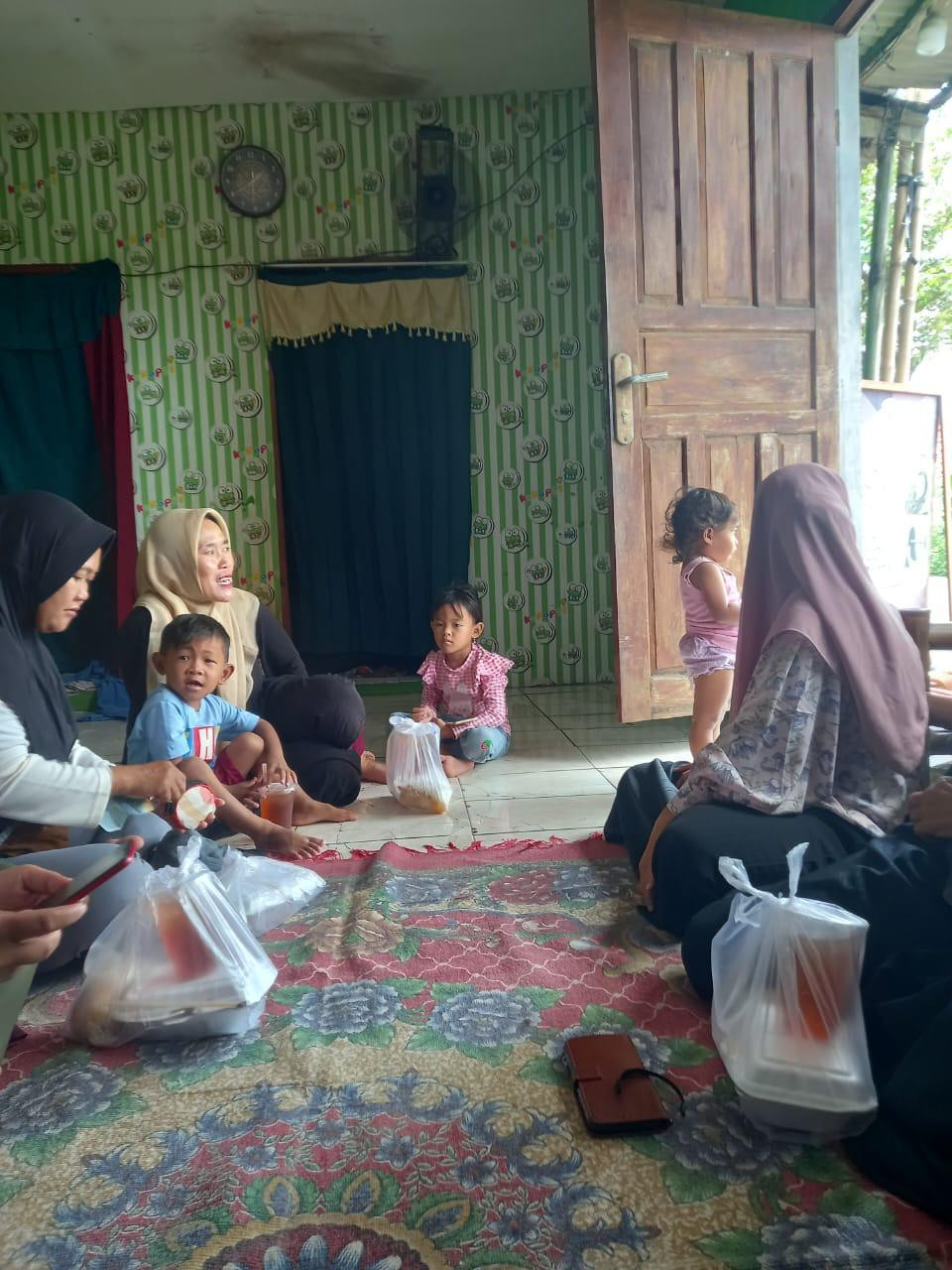 Melaksanakan kegiatan penyuluhan KB oleh PPKBD