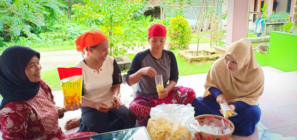 uppks ( pembuatan Keripik )