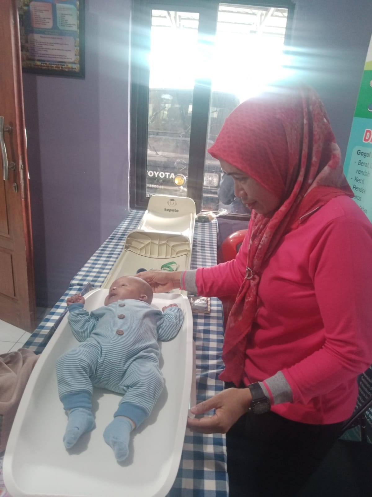 Hari buka Posyandu