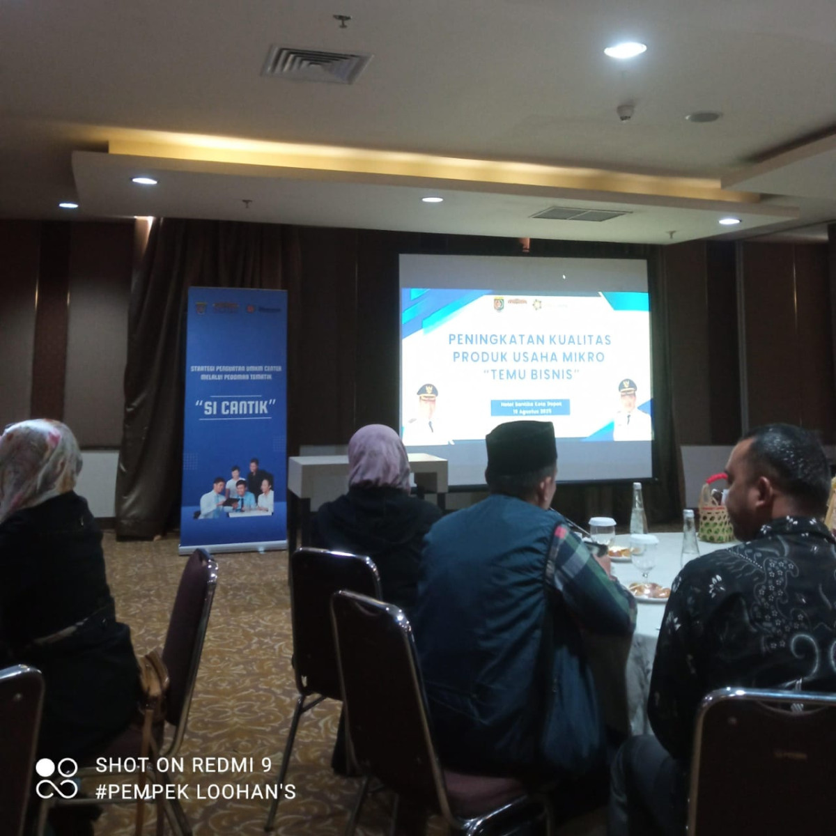 Peningkatan kualitas produk usaha mikro "Temu Bisnis" (Kurasi Produk UMKM)