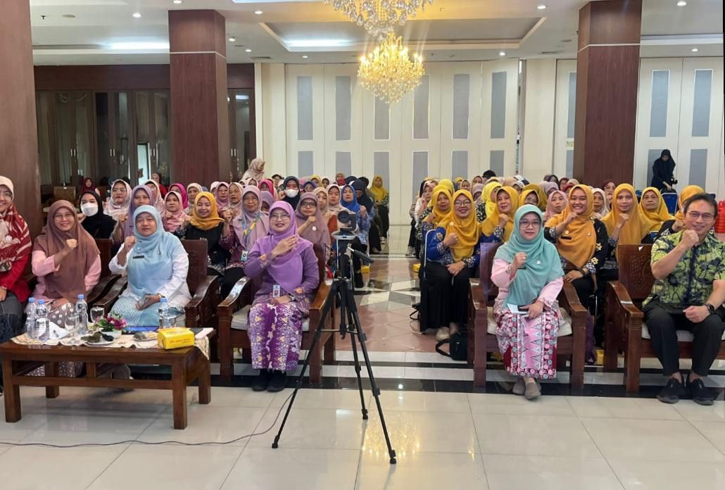 Rakor Aksi Konvergensi Percepatan Penurunan Stunting Bagi tenaga LIni Lapangan Kota Depok