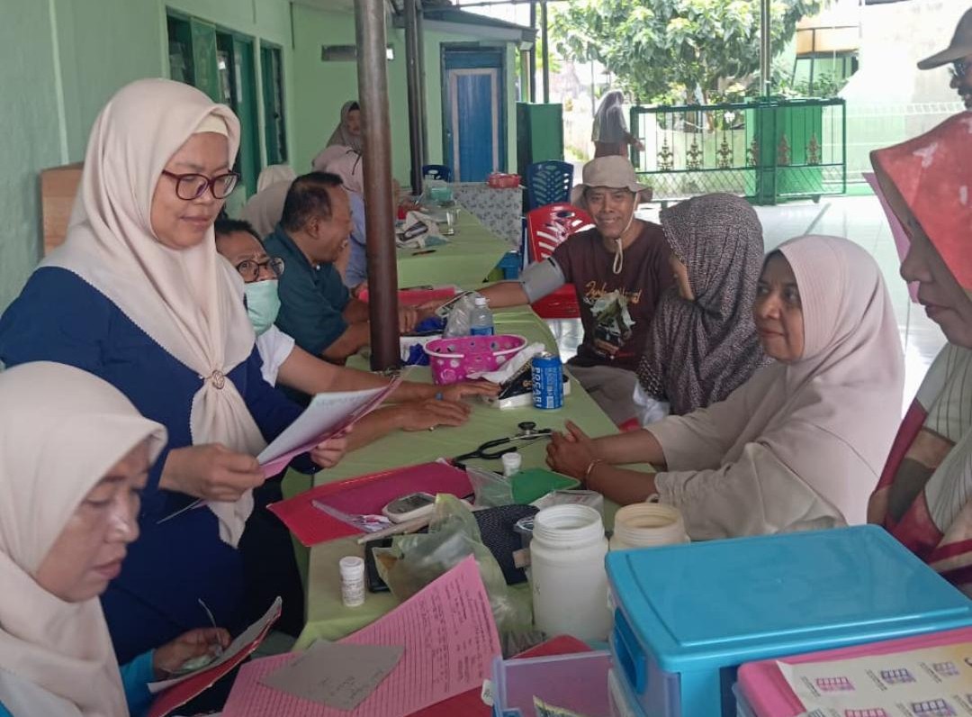 Kegiatan Posyandu ILP Kenanga A RW 06