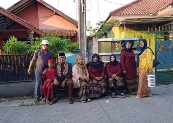 Pengurus Kp KB Bergayaaaa.... sebelum berangkat Lebaran Depok