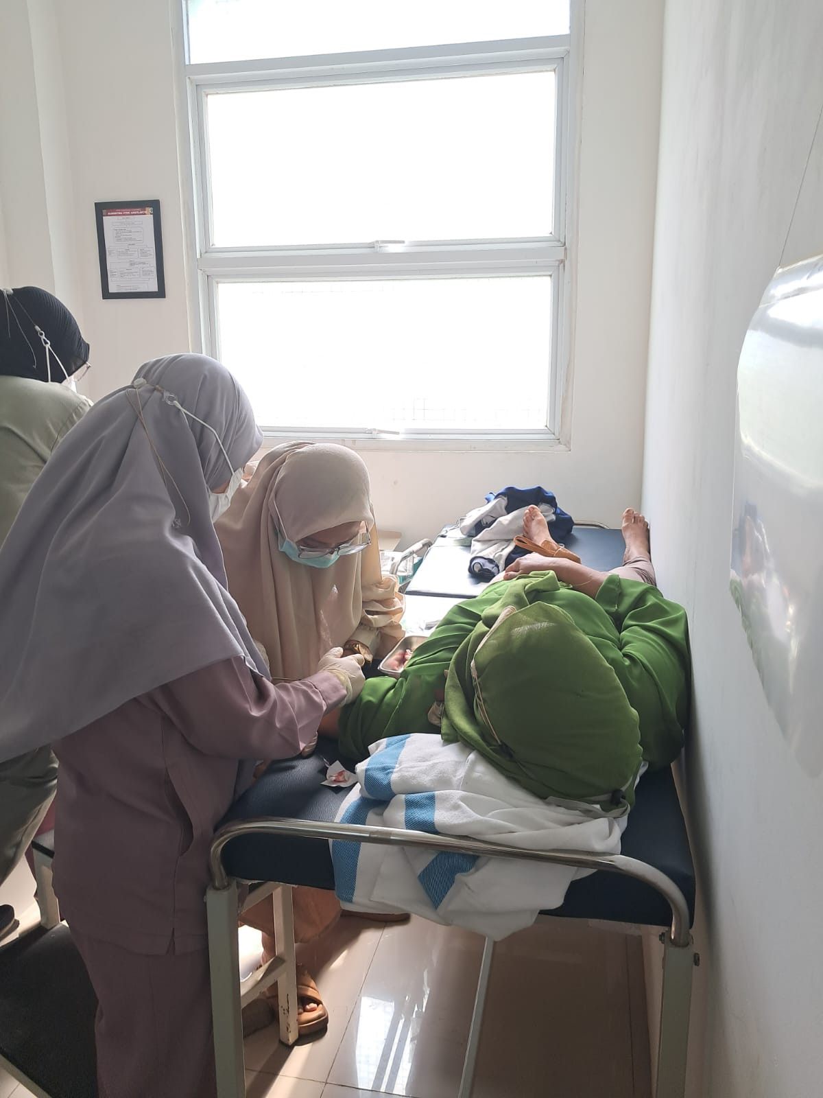 PELAYANAN KB IMPLANT